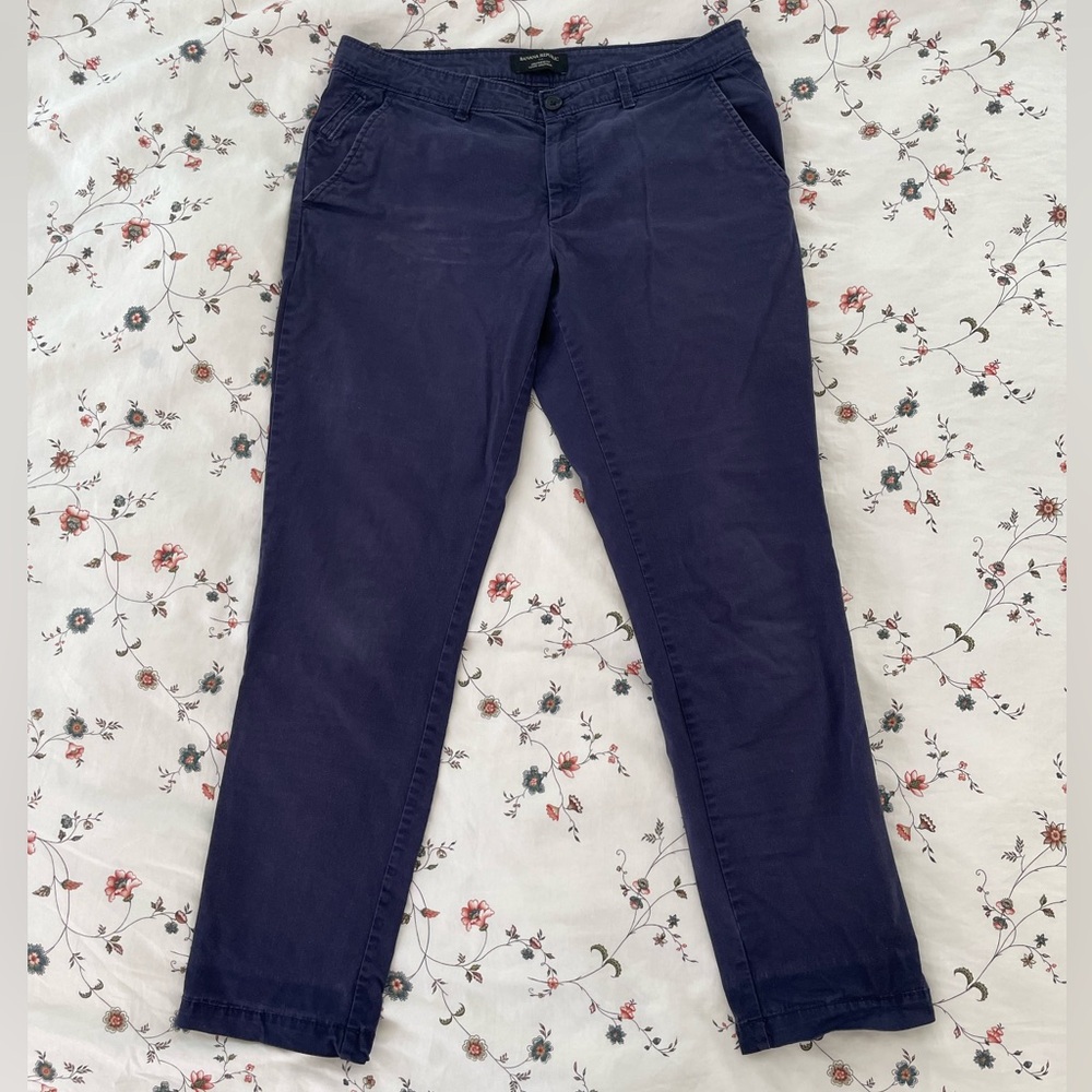 Banana Republic Girlfriend Fit Khakis
